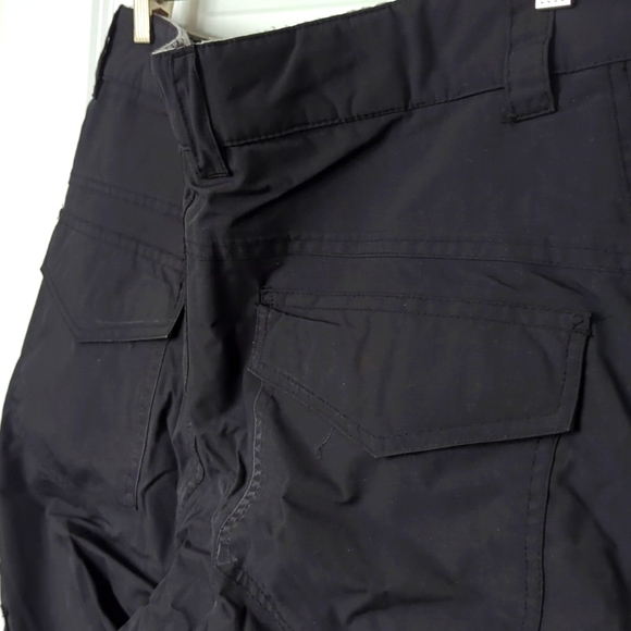 Ripzone black Snowpant - Picture 4 of 11